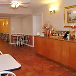 Baymont By Wyndham Sarasota 