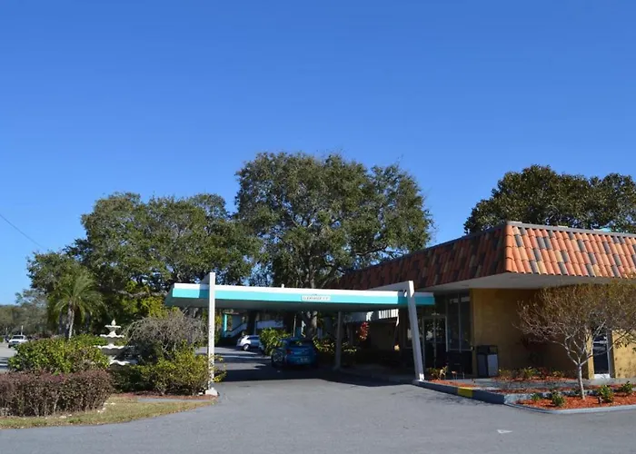 Baymont By Wyndham Sarasota